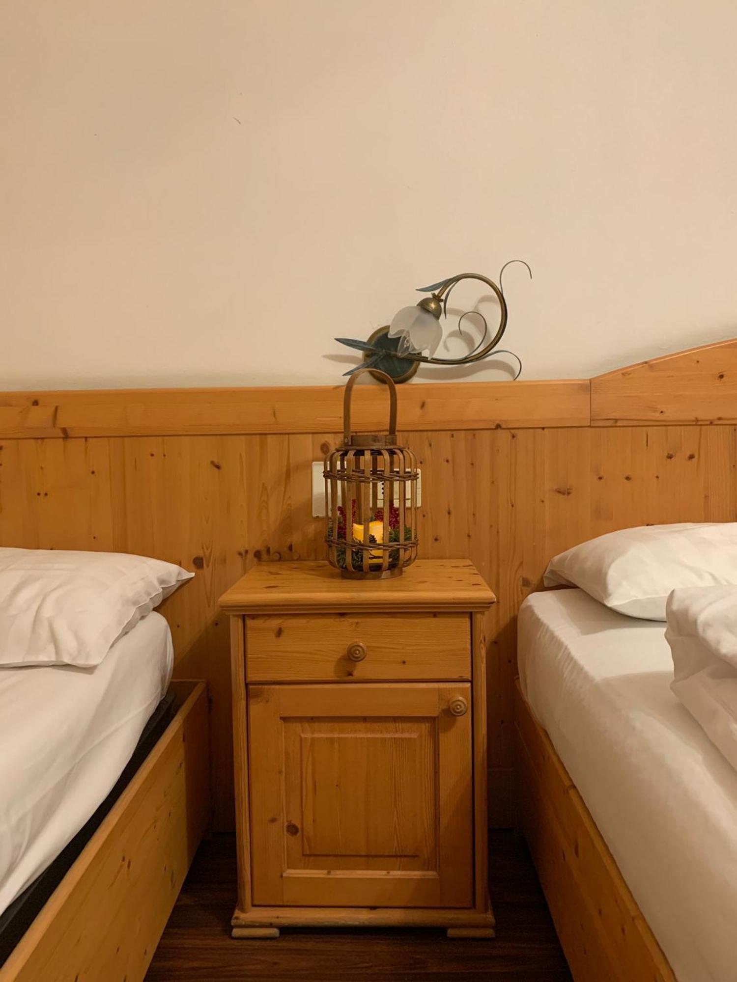 Bed and Breakfast Garni Bonsai Pinzolo Exterior foto