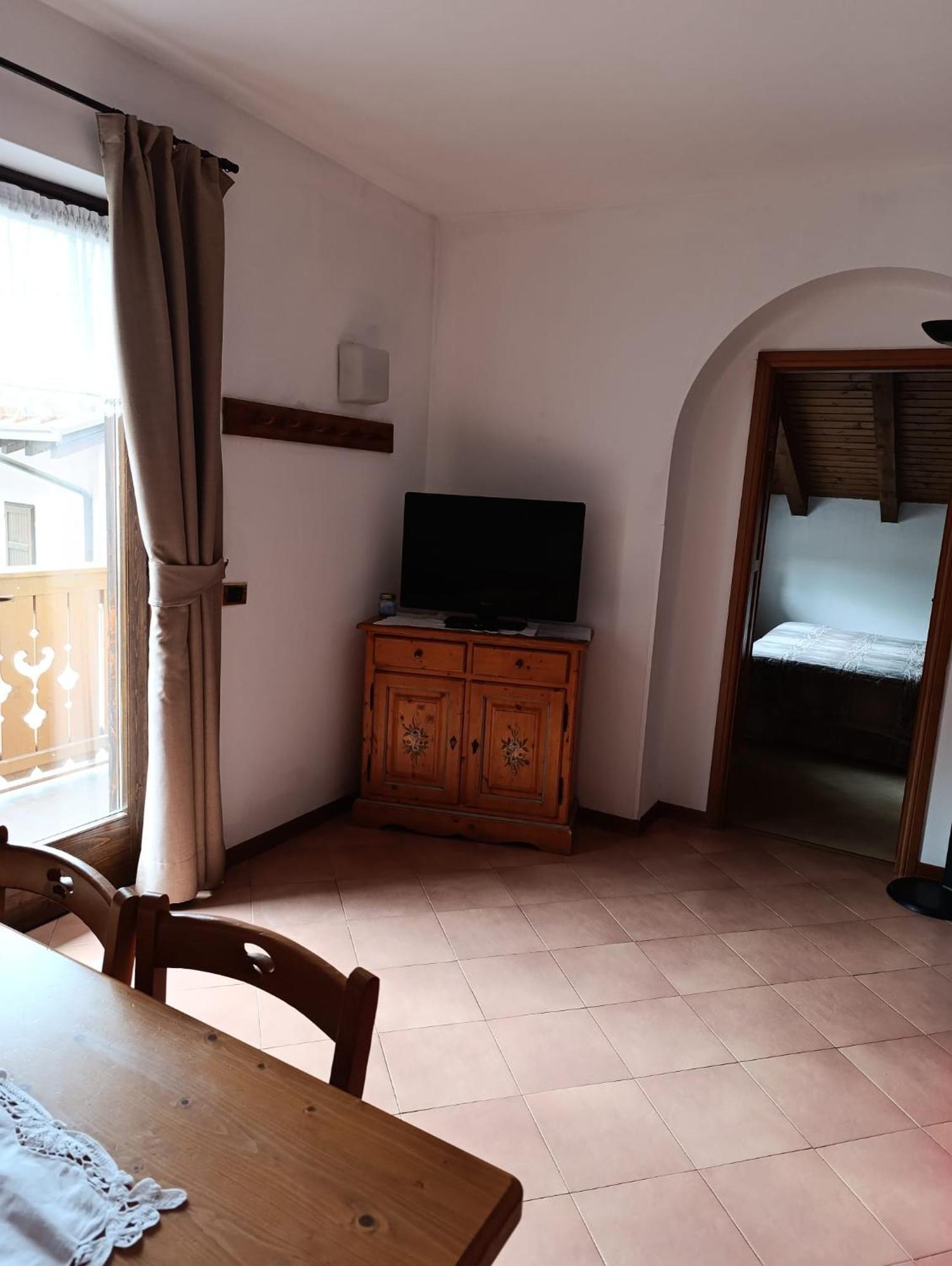 Bed and Breakfast Garni Bonsai Pinzolo Exterior foto